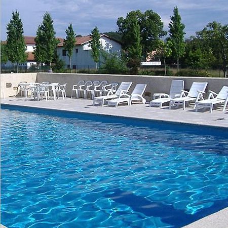 Hotel Arocena Сен-Пе-сюр-Нивель Экстерьер фото